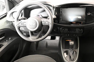 https://vehicle.imgix.net/4289086/6c2da1b3-35f3-4c0d-a63a-8aa41edf8b87.jpg