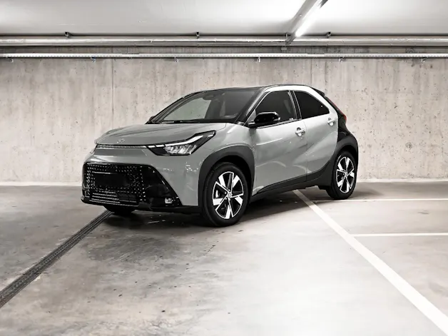Toyota Aygo X 1.5 VVT-i HSD Trend