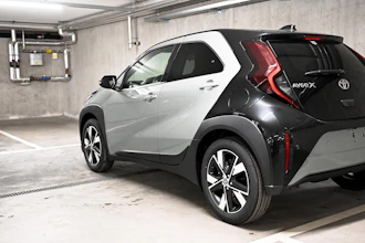 https://vehicle.imgix.net/4289086/b3e2aff6-cb9e-4cb8-9d8b-ffb5fe297265.jpg