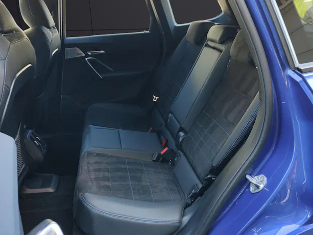 BMW X1 30e xDrive paddles