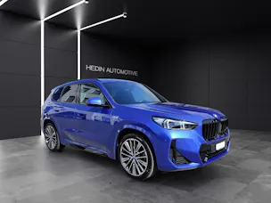 BMW X1 30e xDrive paddles