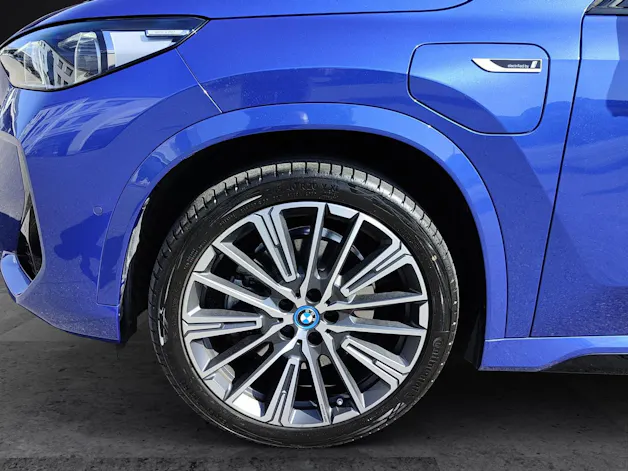 BMW X1 30e xDrive paddles