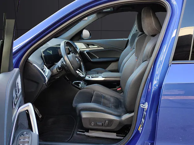 BMW X1 30e xDrive paddles
