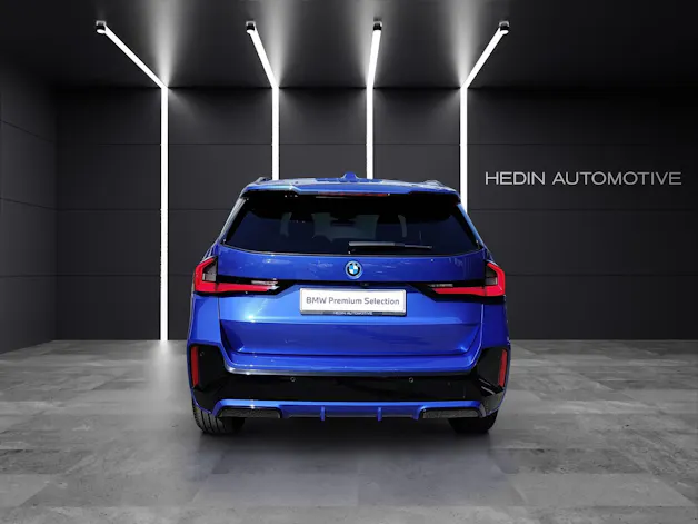 BMW X1 30e xDrive paddles