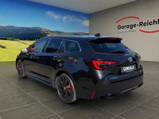 Toyota Corolla Touring Sports 2.0 HSD Swiss Edition