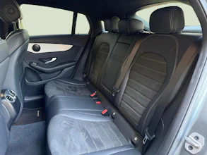 https://vehicle.imgix.net/4289174/738e6ea8-ee67-4ccc-bb3a-9aa432719ad9.jpg