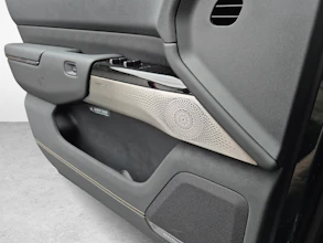 https://vehicle.imgix.net/4289207/72f1fde9-9715-453b-80ef-41340ef86a58.jpg
