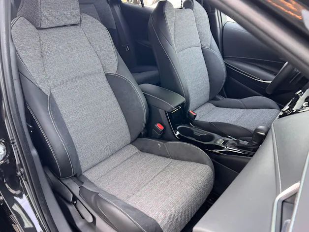 Toyota Corolla Touring Sports 2.0 HSD Swiss Edition
