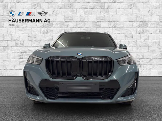 BMW X1 23d xDrive paddles
