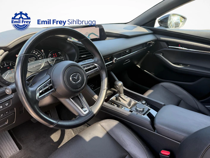 Fahrzeugbild MAZDA 3