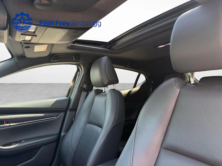 Fahrzeugbild MAZDA 3