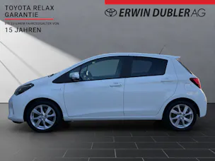 Toyota Yaris 1.5 VVT-i HSD Sol Premium