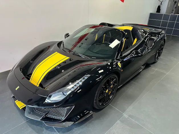 Ferrari 488 Pista Spider 3.9 V8