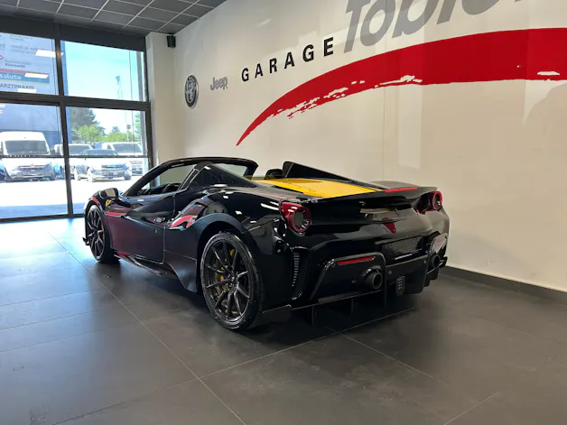 Ferrari 488 Pista Spider 3.9 V8