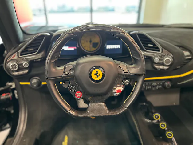Ferrari 488 Pista Spider 3.9 V8