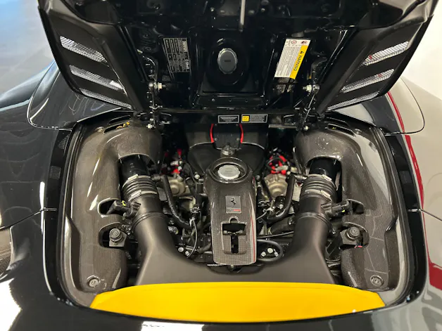 Ferrari 488 Pista Spider 3.9 V8