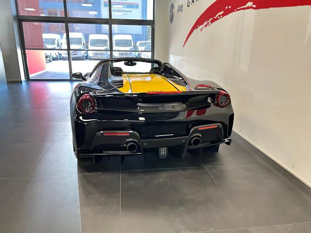 Ferrari 488 Pista Spider 3.9 V8