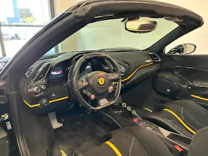 Ferrari 488 Pista Spider 3.9 V8