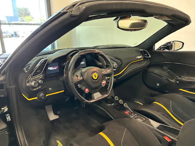 Ferrari 488 Pista Spider 3.9 V8