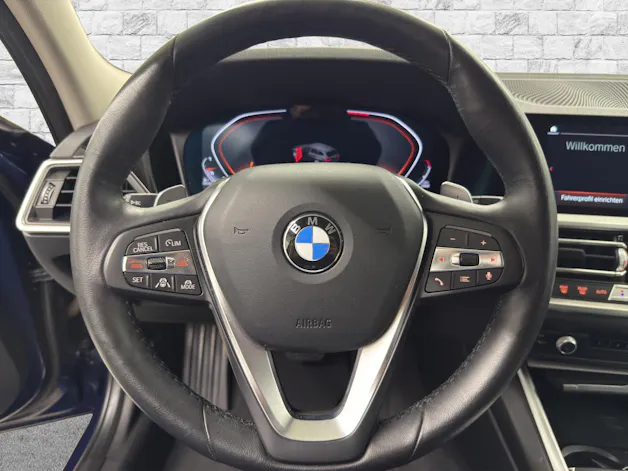 BMW 320d xDrive Touring Sport