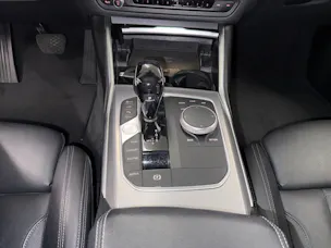 BMW 320d xDrive Touring Sport