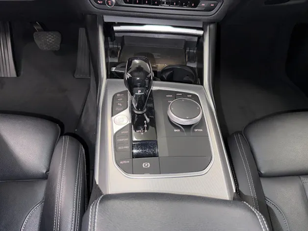 BMW 320d xDrive Touring Sport