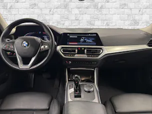 BMW 320d xDrive Touring Sport