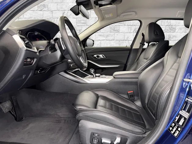 BMW 320d xDrive Touring Sport