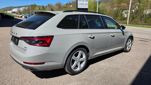 Škoda Superb Combi 2.0 TSI SportLine 4x4 DSG