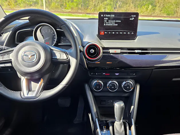 Mazda 2 SKYACTIV-G 90 Homura Automat