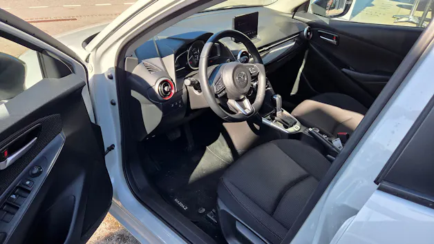 Mazda 2 SKYACTIV-G 90 Homura Automat