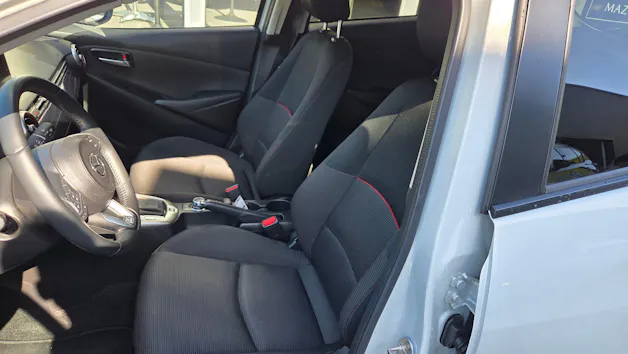 Mazda 2 SKYACTIV-G 90 Homura Automat