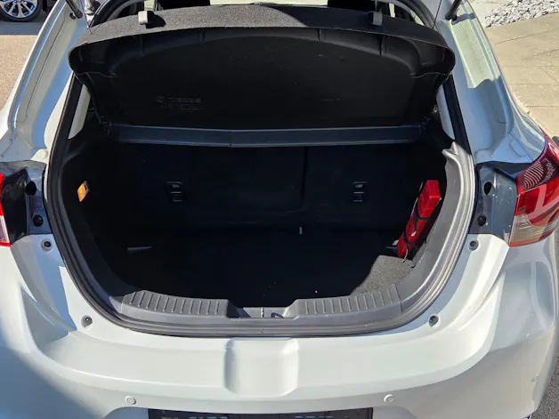 Mazda 2 SKYACTIV-G 90 Homura Automat