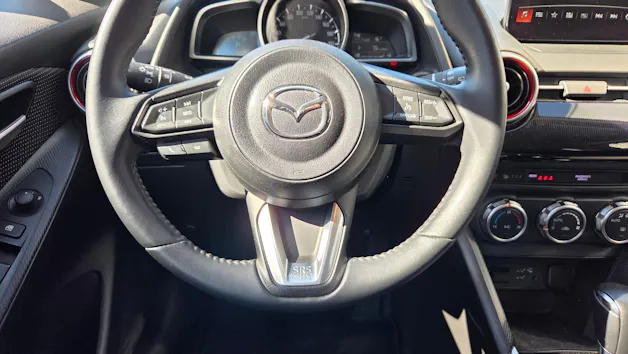 Mazda 2 SKYACTIV-G 90 Homura Automat