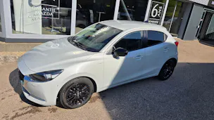 Mazda 2 SKYACTIV-G 90 Homura Automat