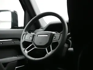 Land Rover Defender 90 3.0 D I6 250 X-Dynamic SE