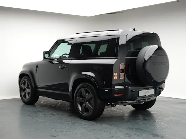 Land Rover Defender 90 3.0 D I6 250 X-Dynamic SE