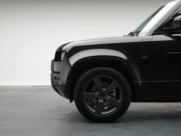 Fahrzeugbild LAND ROVER DEFENDER