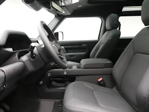 immagine del veicolo LAND ROVER Defender 90 3.0 D I6 250 X-Dynamic SE