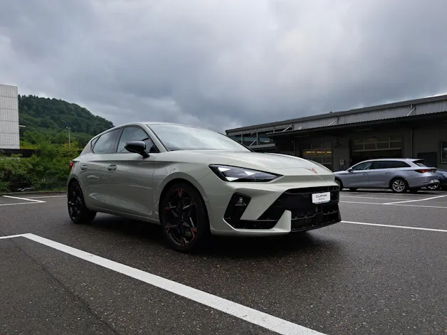Cupra Leon 2.0 TSI 300 VZ DSG