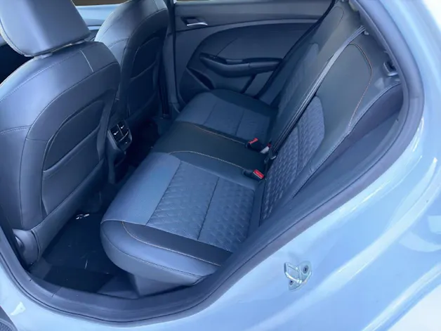 MG 3 1.5 Hybrid Luxury