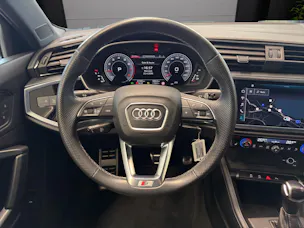 Audi Q3 40 TFSI S line quattro