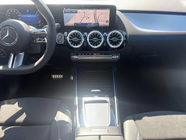 Mercedes-Benz GLA 220 4Matic 8G-DCT