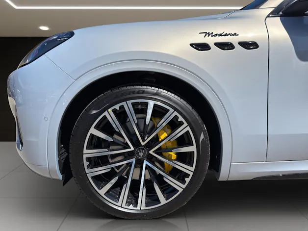 Maserati Grecale 2.0 Hybrid Modena