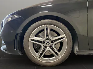 Mercedes-Benz A 250 4matic AMG Line Pre