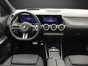 Mercedes-Benz EQA 300 4M Swiss Star