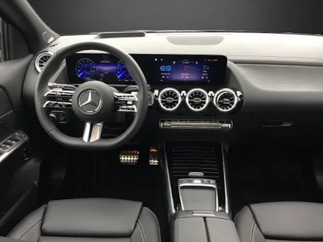 Mercedes-Benz EQA 300 4M Swiss Star