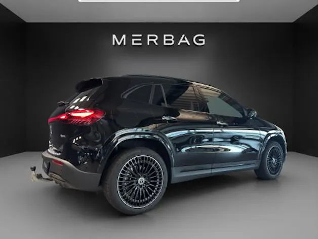 Mercedes-Benz EQA 300 4M Swiss Star