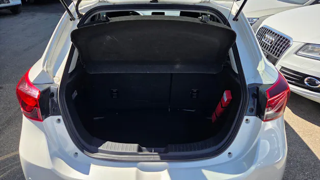 Mazda 2 SKYACTIV-G 90 Mild Hybrid Revolution