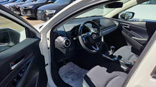 Mazda 2 SKYACTIV-G 90 Mild Hybrid Revolution